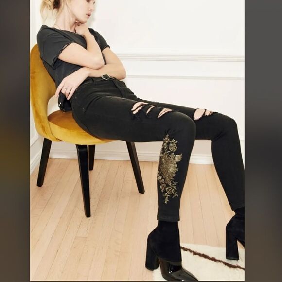 NWT Joe's Jean's Charlie Hi Rise Sookie Distressed Ankle Jeans - Picture 1 of 15